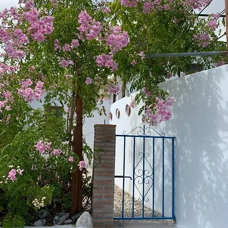 Country house La Casita Blanca- La Almona Chica